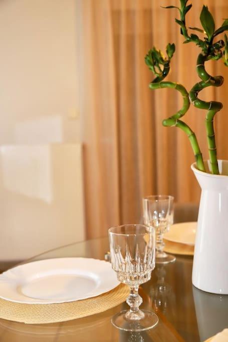 22 With Private Parking Apartment *